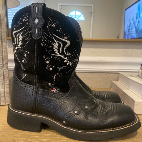 Justin’s Andra 8" Western Cowgirl Boots Sz 9 - Good Condition! - Picture 2 of 8